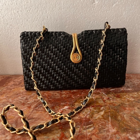 Handbags - Vintage 60s purse , Black Lacquered Woven Wicker, Shoulder Bag
